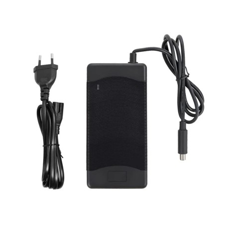 Nabíjačka batérie pre kolobežku Xiaomi 5  - 1  