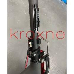 Mastro Monorim mPole V3.0 - sistema de dobragem aprimorado e reforçado com cadeado integrado Monorim - 5 Sistema de dobramento a