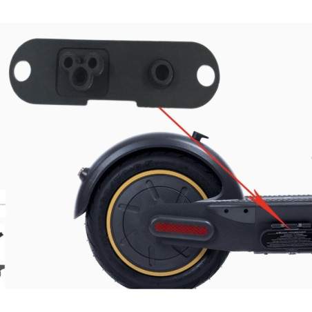 Gumový kryt pro nabíjecí port Ninebot Max G30 Segway - Ninebot - 1 Gumový kryt pro nabíjecí port Ninebot Max G30
Gumový chránič 