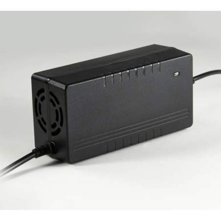 Szybka ładowarka do hulajnogi elektrycznej Xiaomi Scooter 4 Ultra – skraca czas ładowania.  - 1 Szybka ładowarka do hulajnogi el