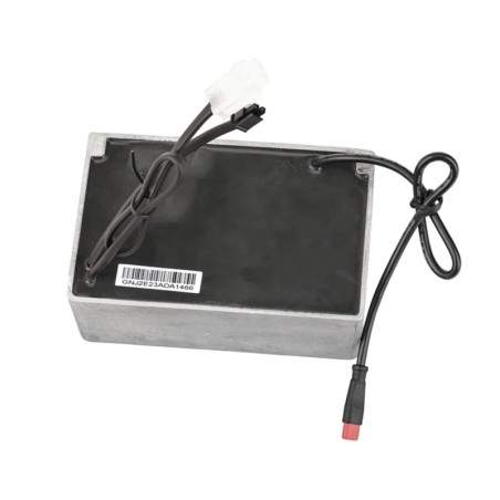 Originálna interná nabíjačka batérií pre Segway Ninebot série P65 alebo P100S Segway - Ninebot - 3 Originálna interná nabíjačka 